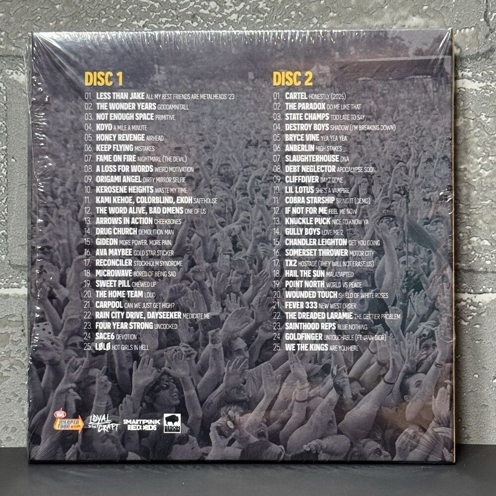 Vans Warped Tour 30 Years 2CD Compilation With Sticker Patch Pack Sealed - Picture 4 of 6